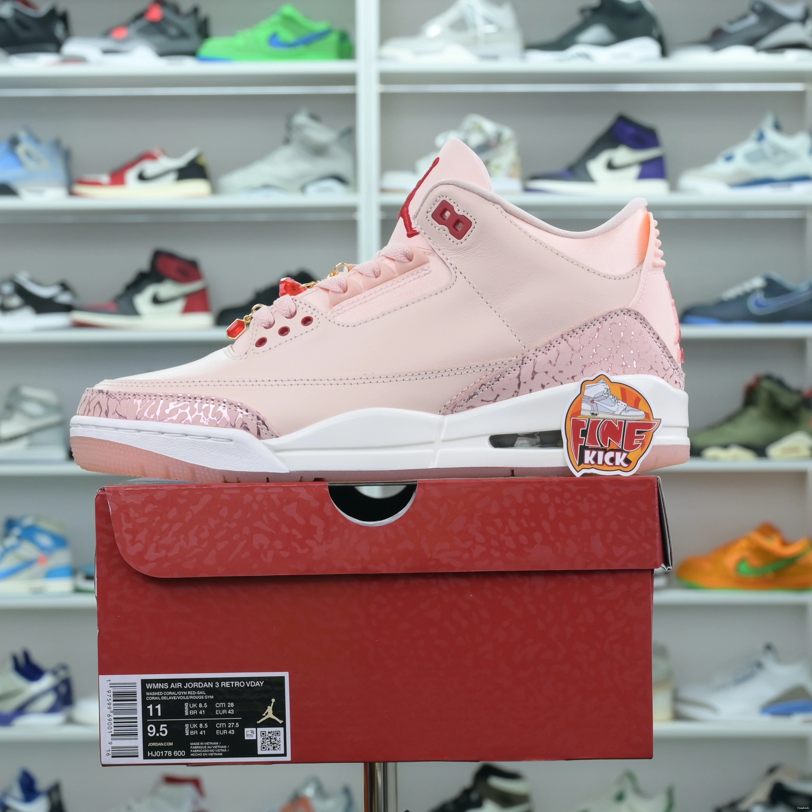 3 Jordan Valentine's Air Jordan Day 1017